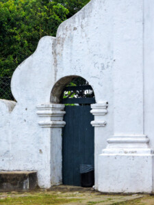 porta lateral e detalhes